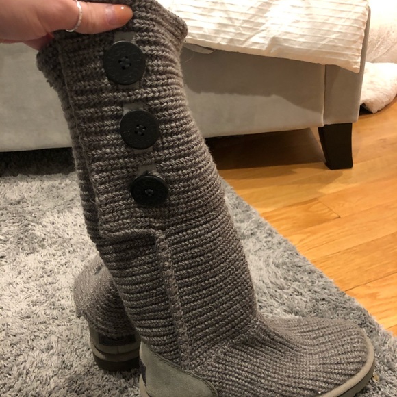 Grey knit UGGS - Picture 5 of 5